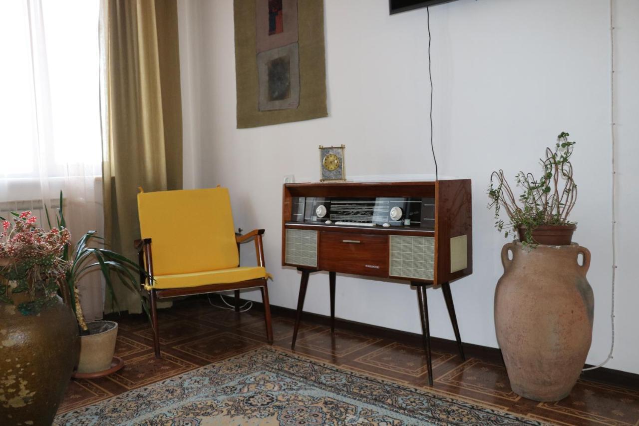 Apartment 11 Gjumri Eksteriør billede